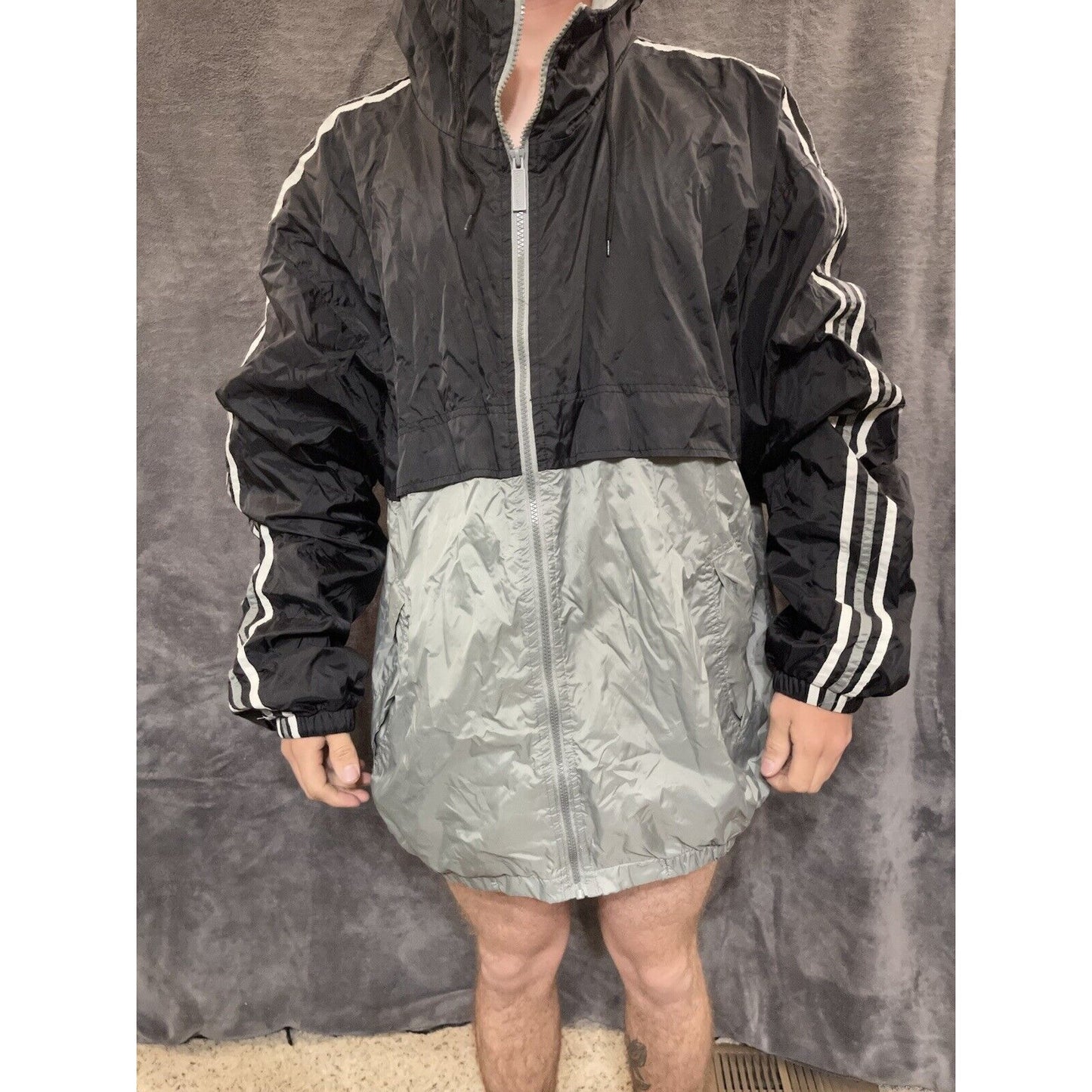 men's black and gray original windbreaker 2XLT jacket nylon shell