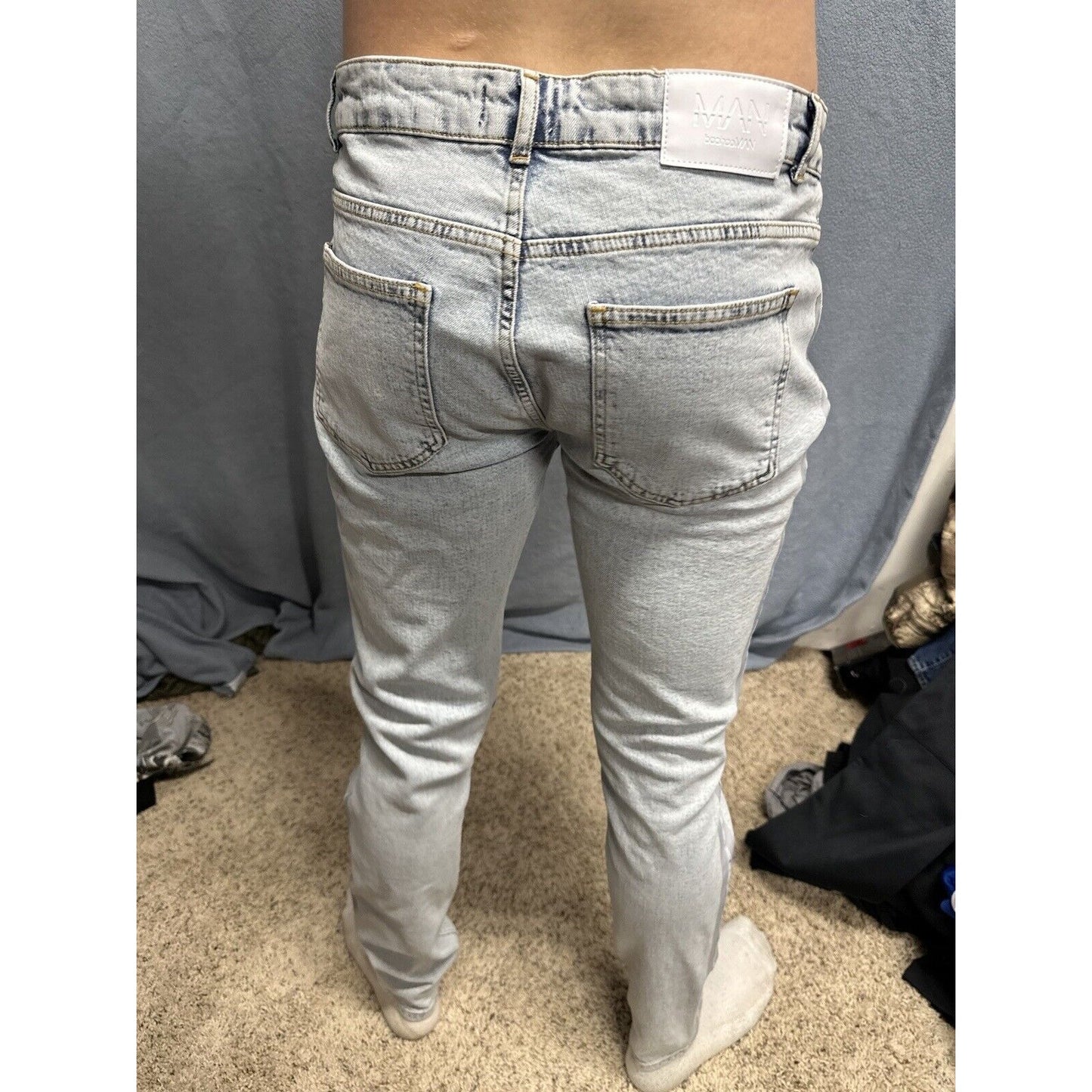 Men’s Light Blue Boohooman Size 34 Regular Jeans