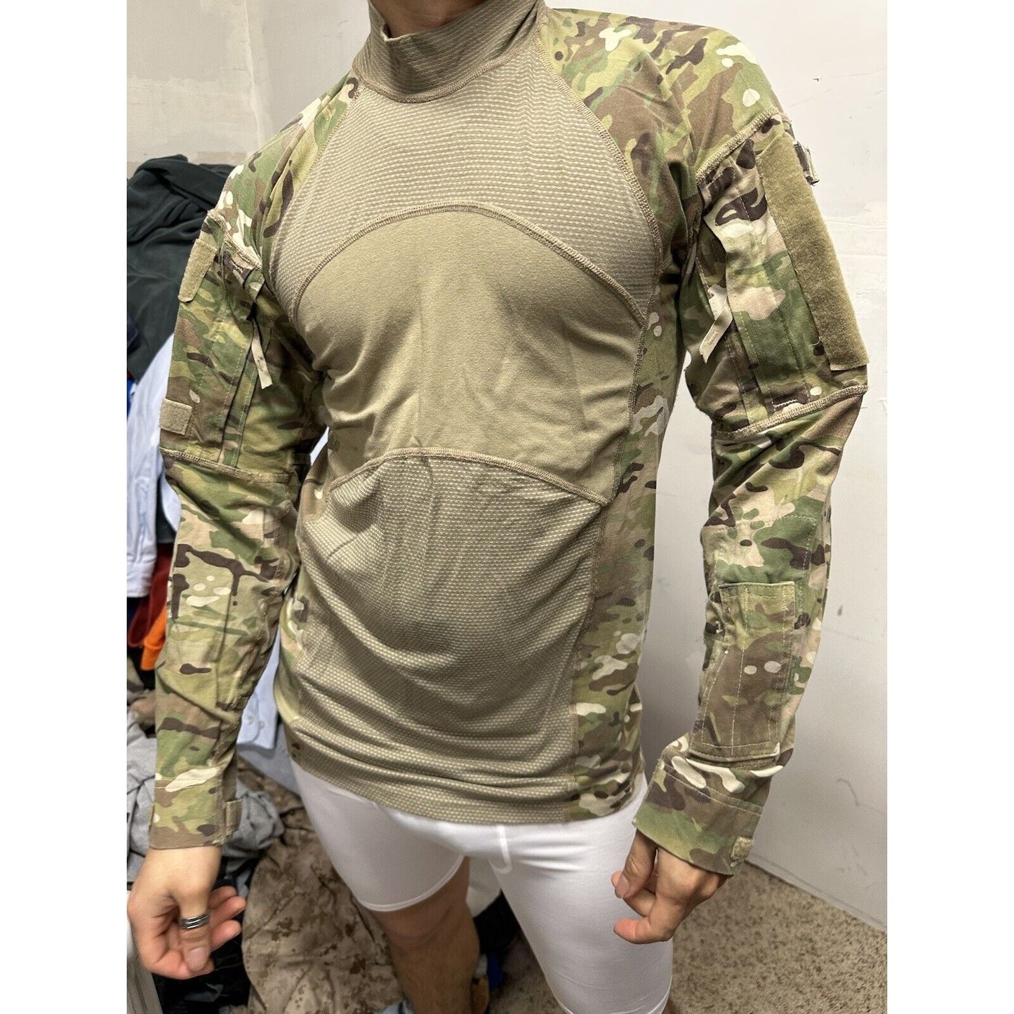 Men’s Army Combat Shirt Flame Resistant Size Small Ocp Pattern