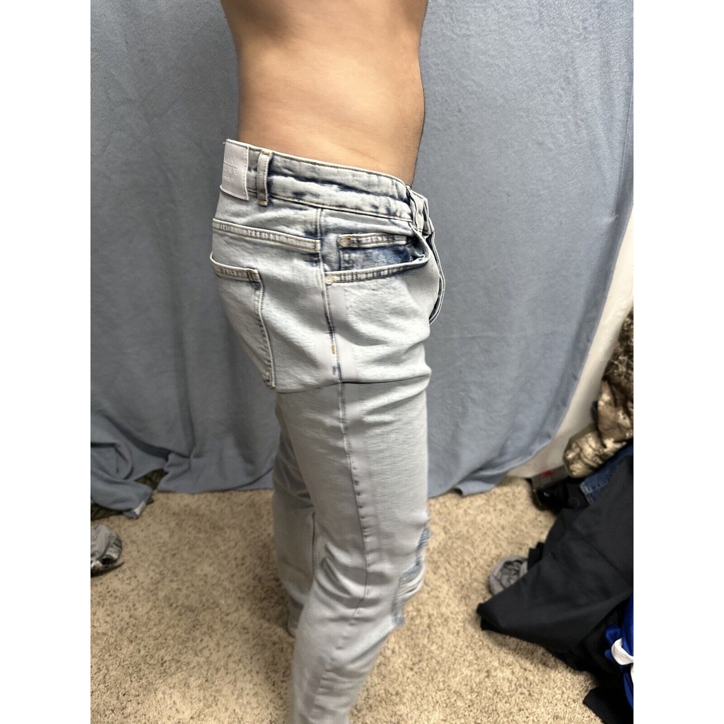 Men’s Light Blue Boohooman Size 34 Regular Jeans