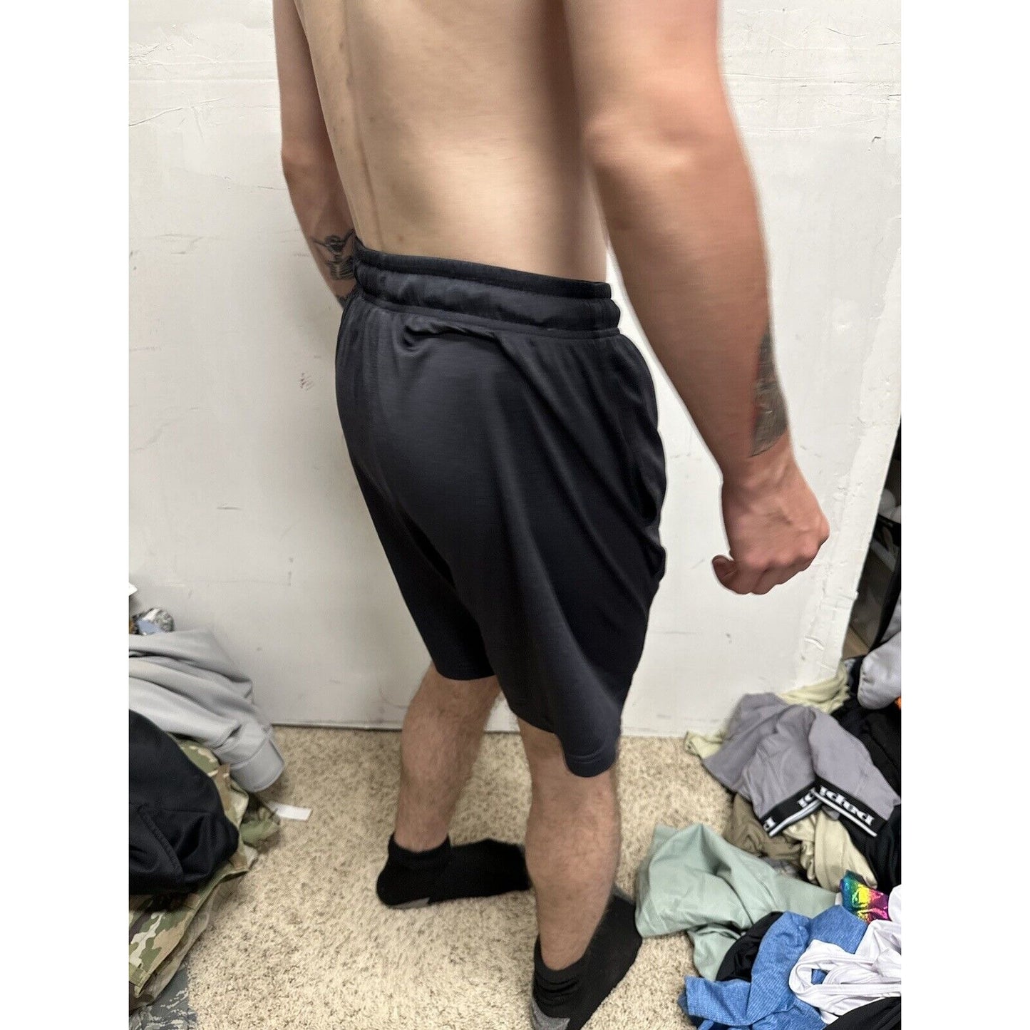 Men’s Black Medium Reebok Shorts With Pockets