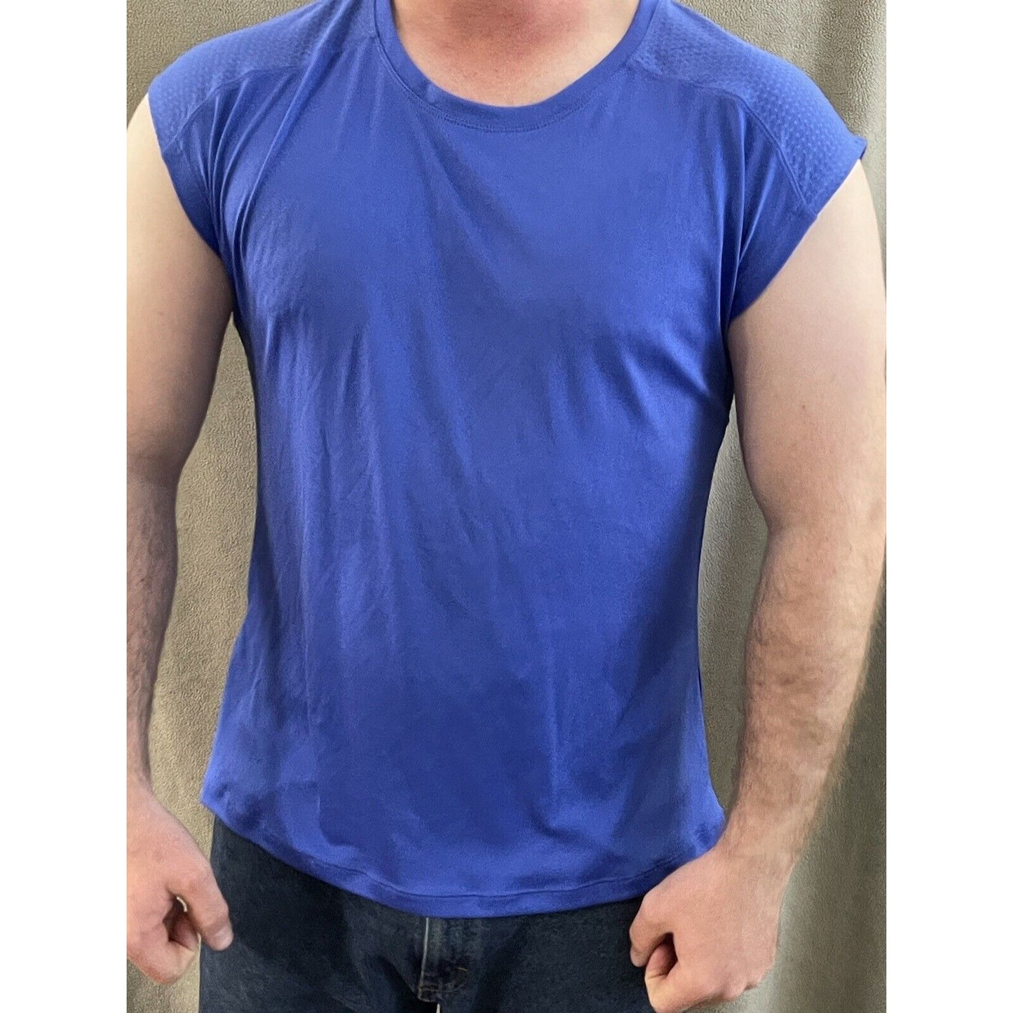 Men’s royal blue large Champion Muscle Tee sleeveless ventilated