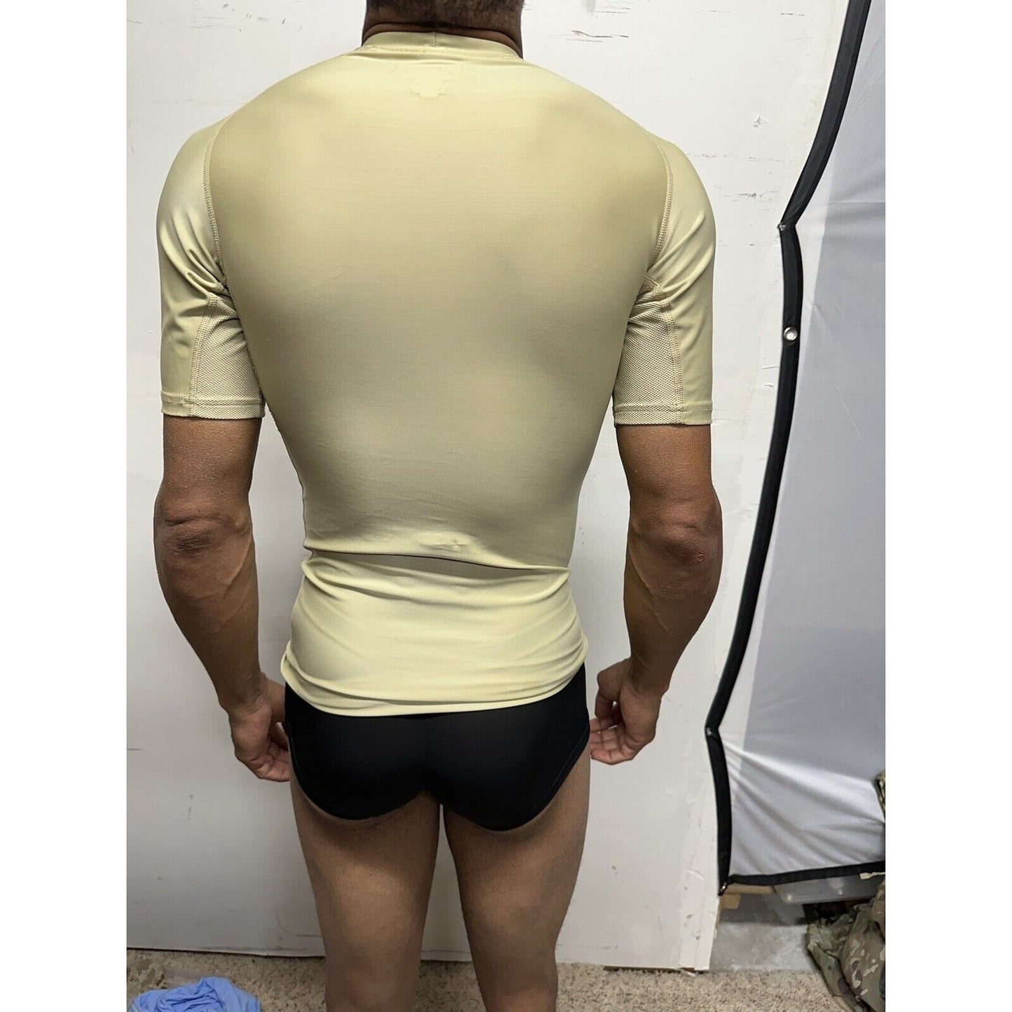Men’s Military Tan 5.11 Tactical Series Medium 20% Spandex muscle shirt
