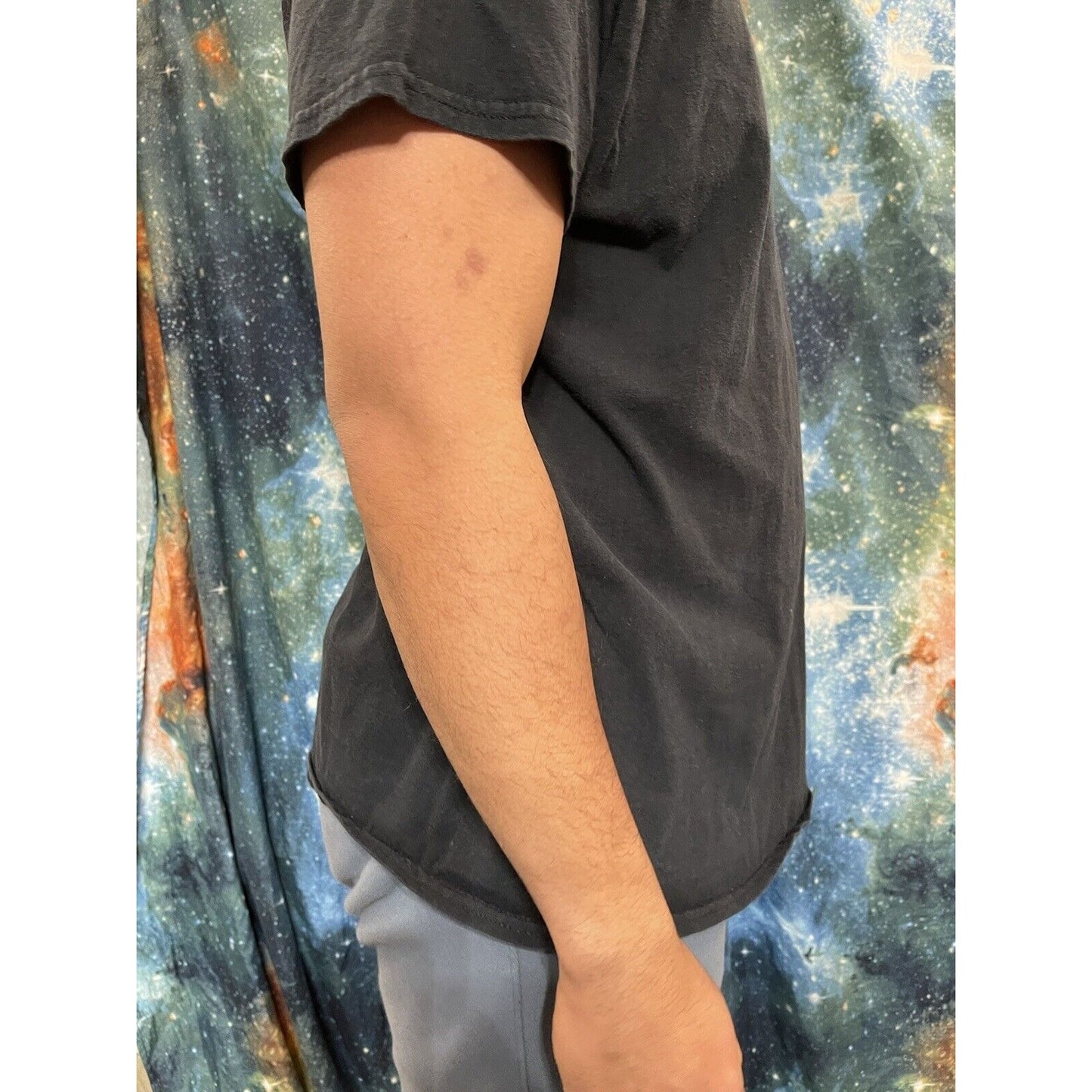 Men’s Gildan XL black Hawaii Turtle design