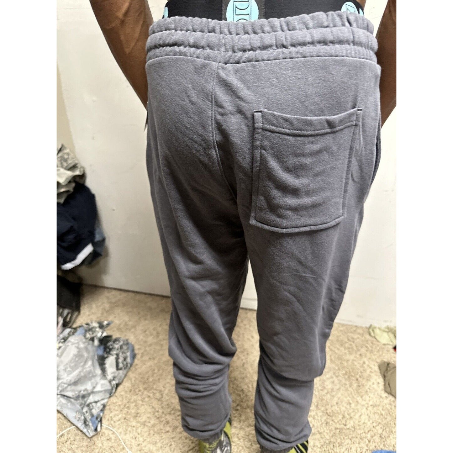 Mens Gray Jogger Sweatpants Size Small 28-30 NEW