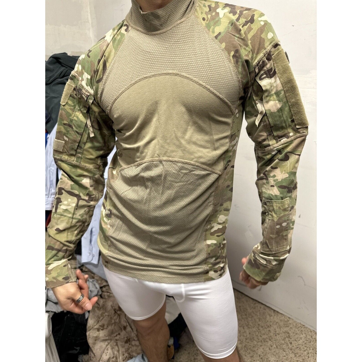Men’s Army Combat Shirt Flame Resistant Size Small Ocp Pattern