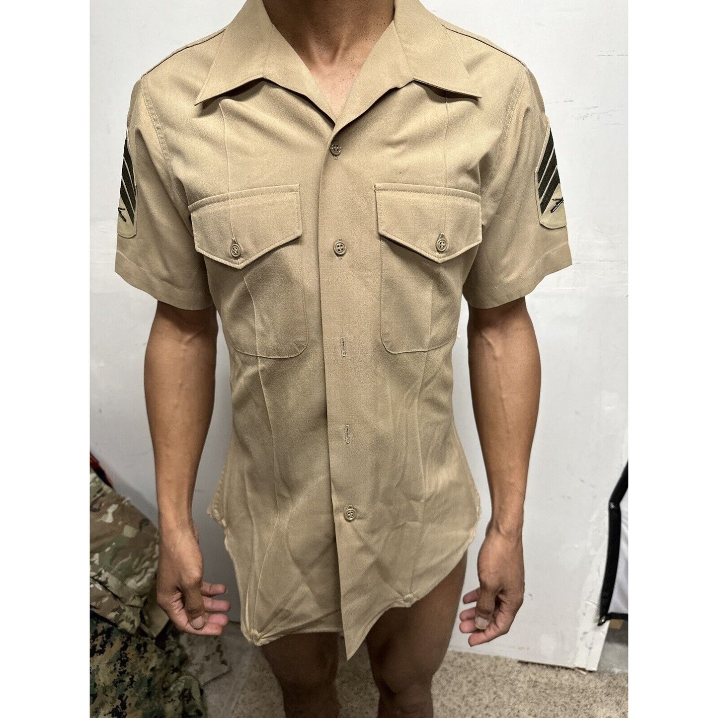 Men’s USMC Marines Uniform Button Up Khaki Shirt Defense Logistics Size 15 Shirt