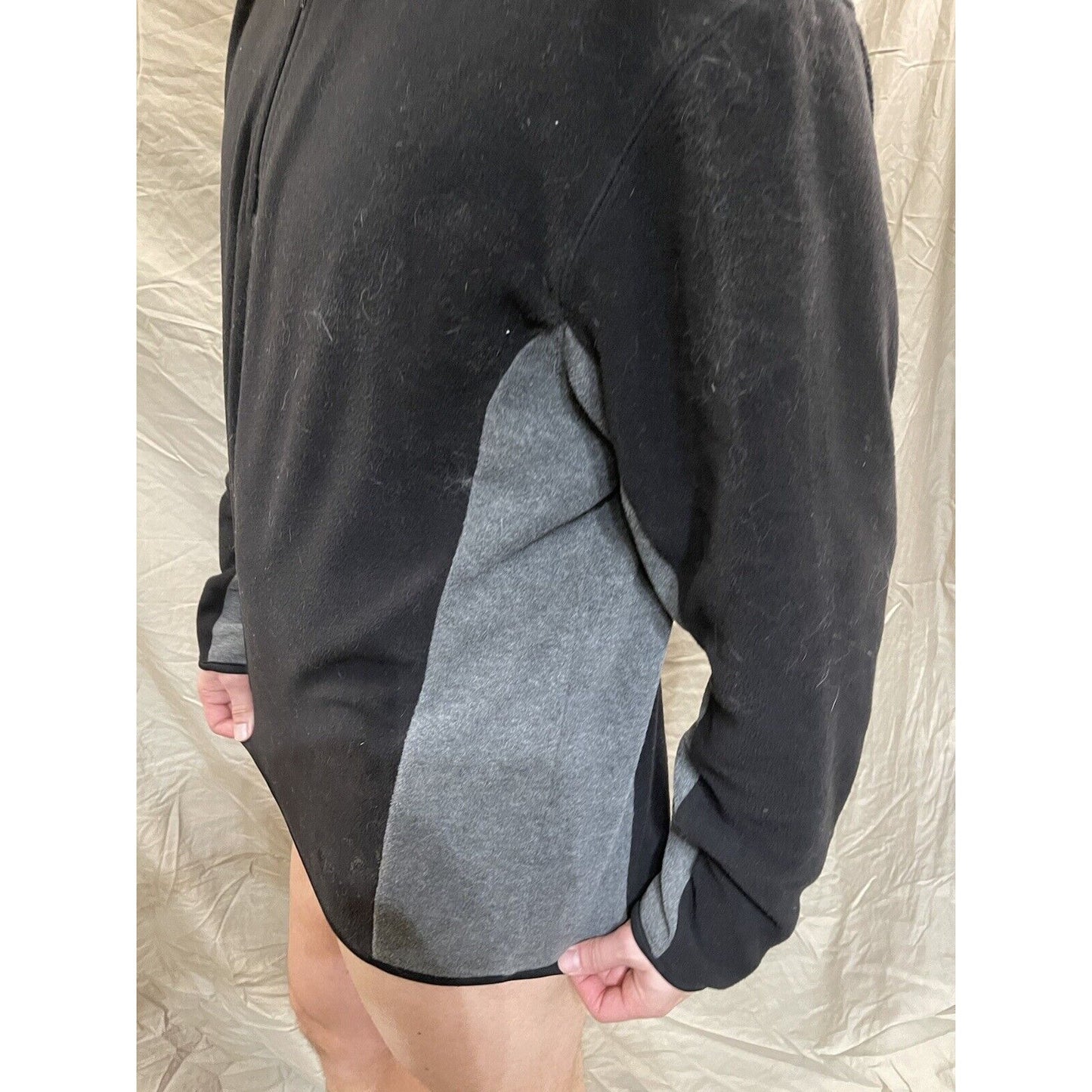 Men's NordicTrack XL quarter zip pullover sweatshirt black and gray