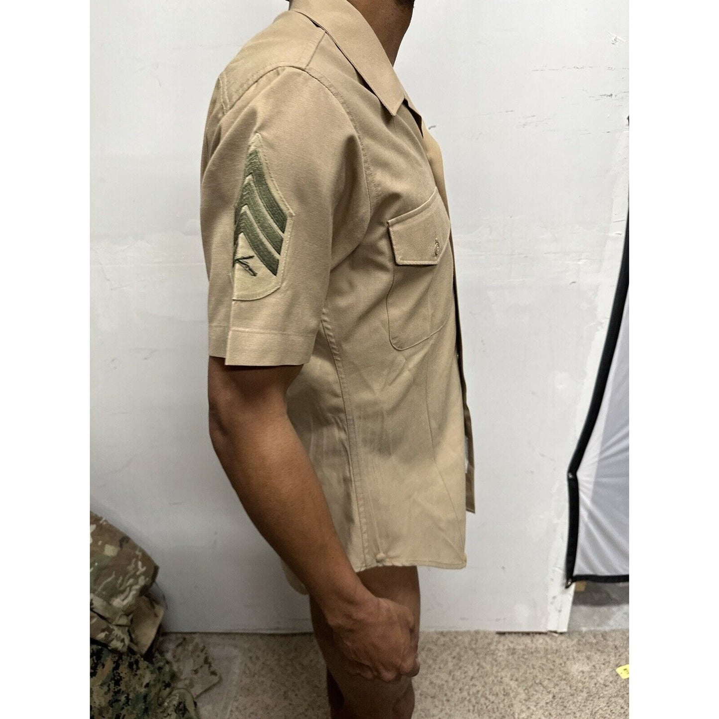 Men’s USMC Marines Uniform Button Up Khaki Shirt Defense Logistics Size 15 Shirt