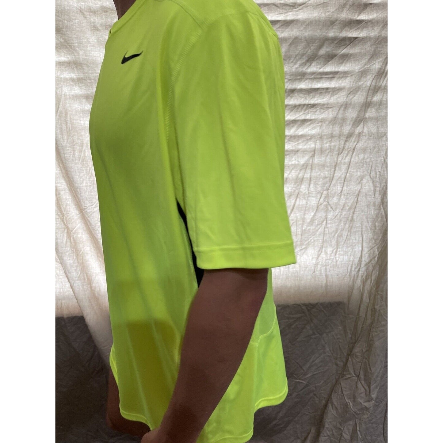 men's neon yellow dri-fit nike XL t-shirt athletic