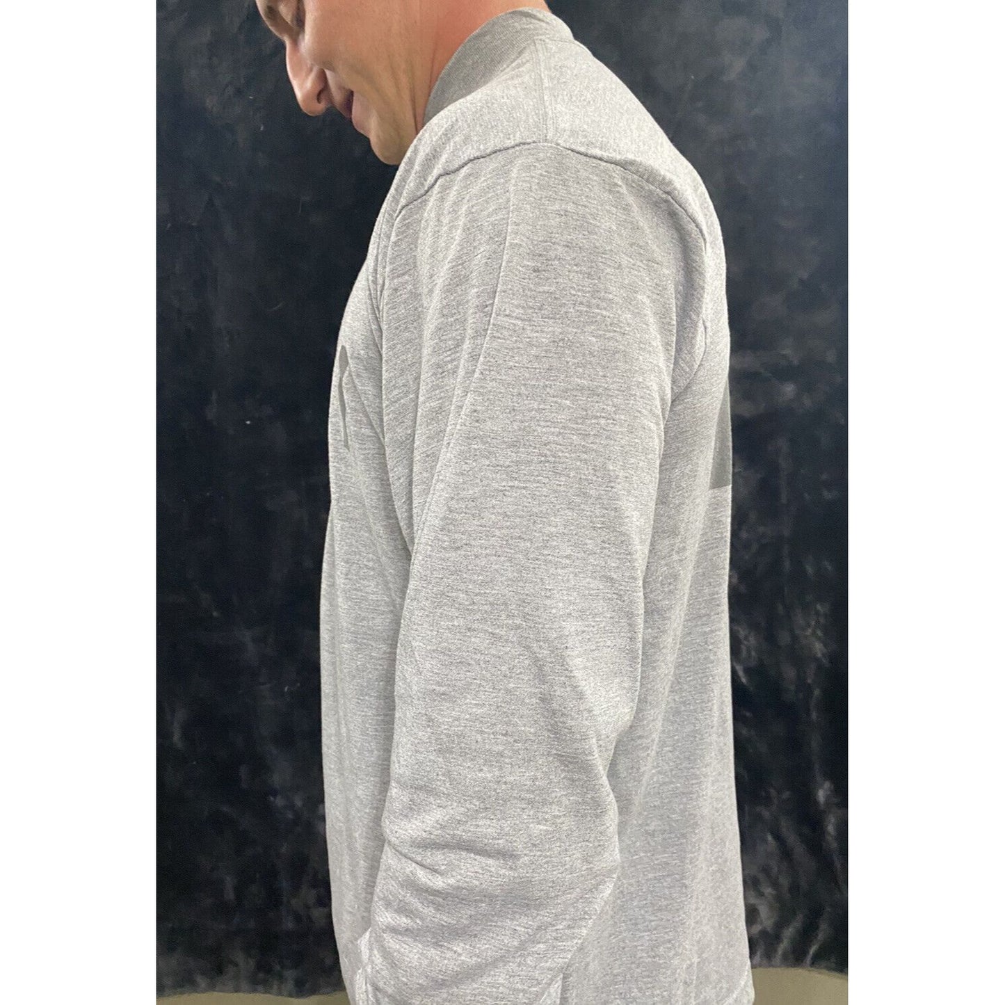 Genuine US ARMY PT PHYSICAL FITNESS  Gray Long Sleeves T-shirt Large