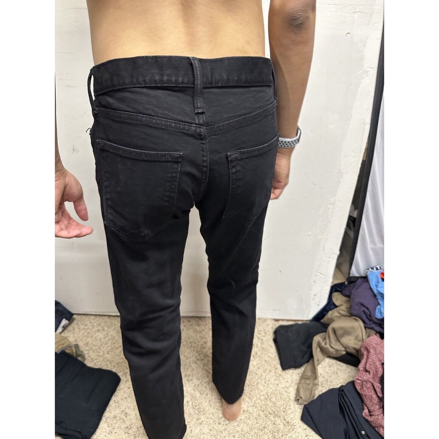 Men’s Black Old Navy 29x30 Relaxed Slim Taper Built In Flex Jeans Pants