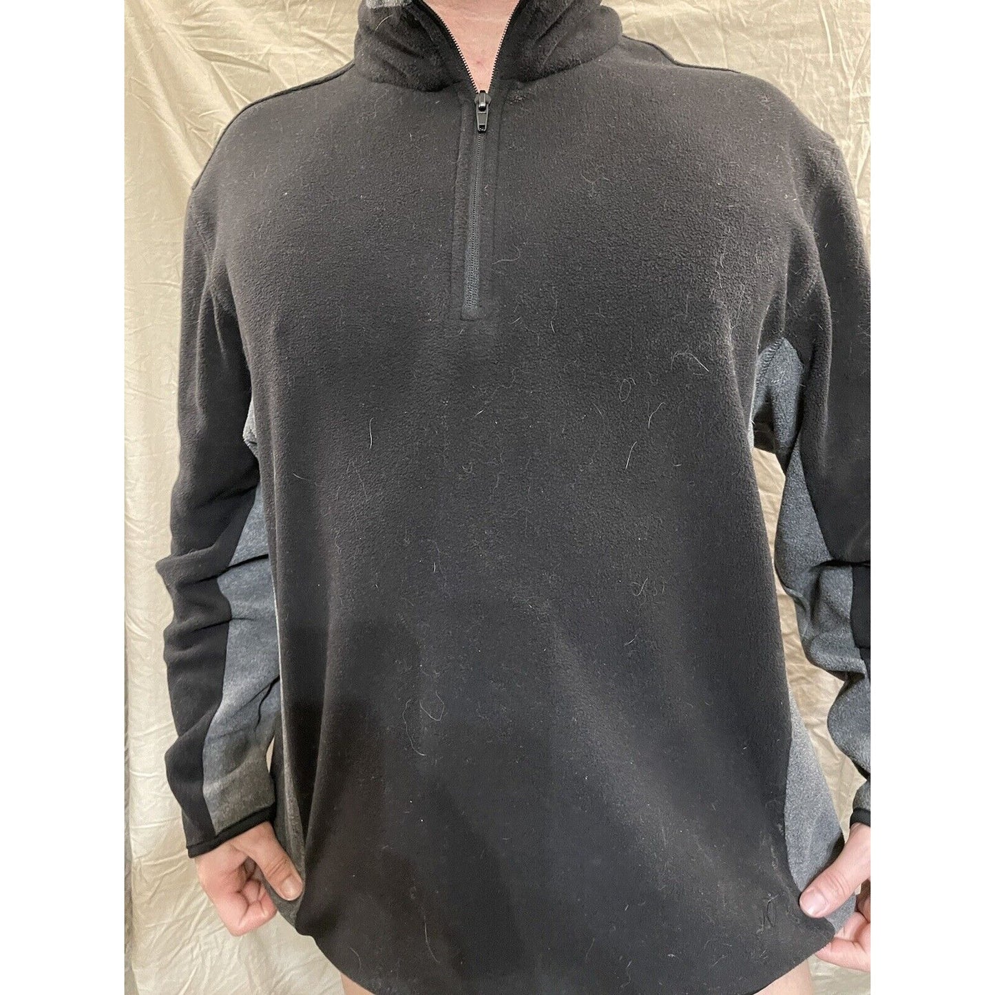 Men's NordicTrack XL quarter zip pullover sweatshirt black and gray