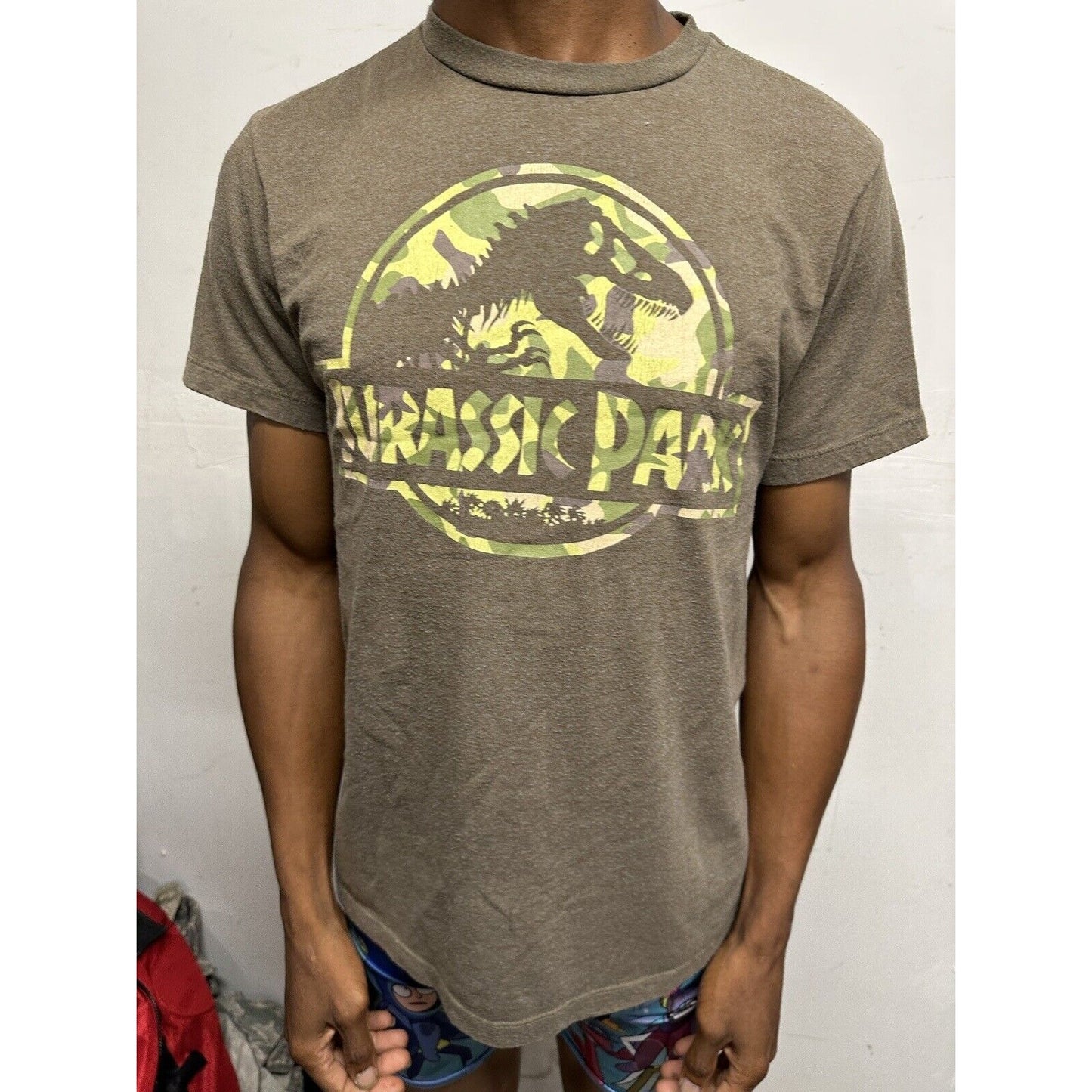 Men’s Brown Camo Medium Jurassic World Jurassic Park Tshirt