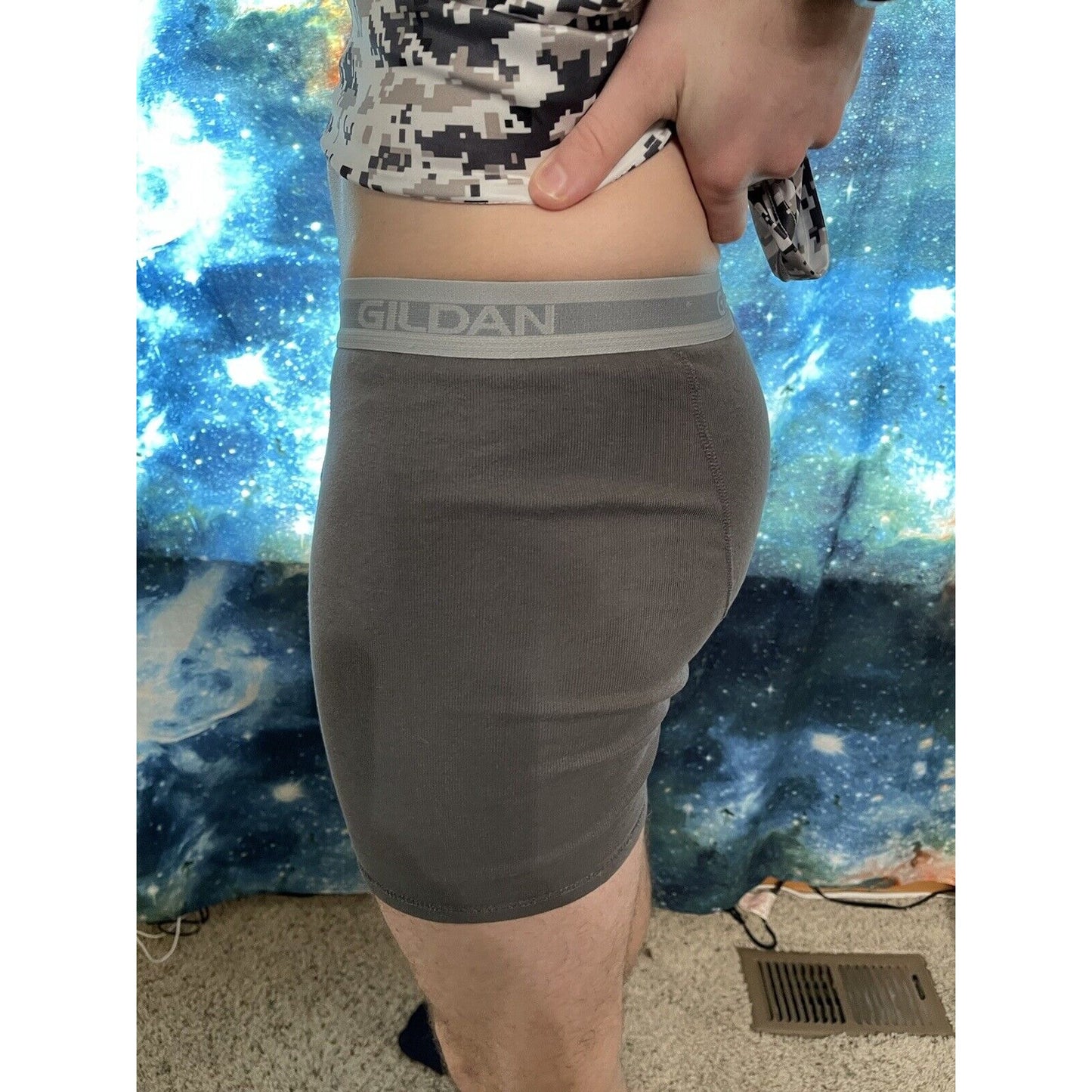 Men's Gildan Gray medium boxer briefs New And Unworn.